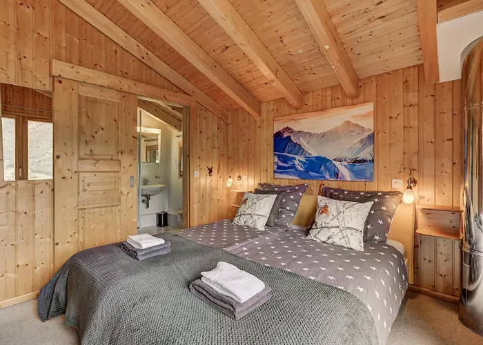 Clochette 木屋 拉茨欧马兹